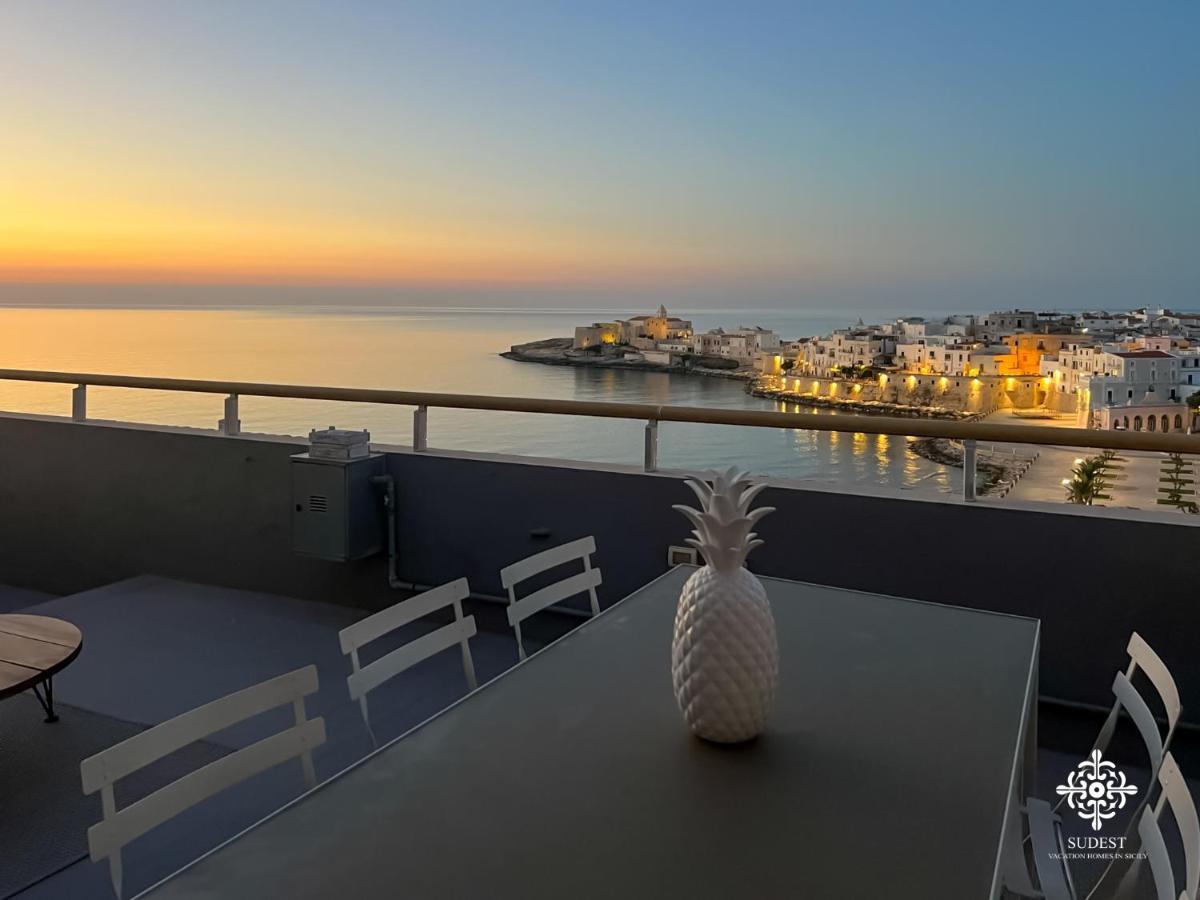 비에스테 Infinito - Attico Sul Mare 아파트 외부 사진